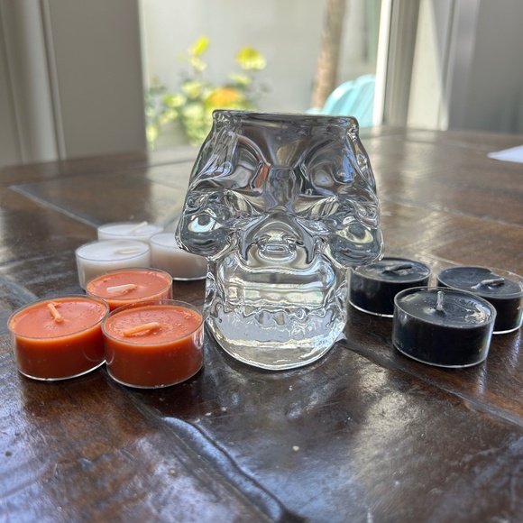 “NEW” clear skeleton tea light candle holder + 9 tea light candles - Picture 1 of 8